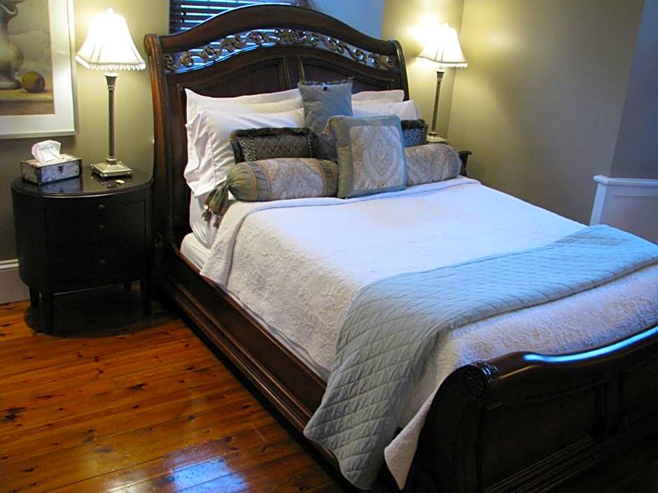 Clyde Hall Bed and Breakfast