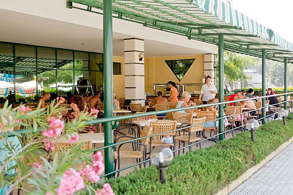 DIT Evrika Beach Club Hotel - All Inclusive