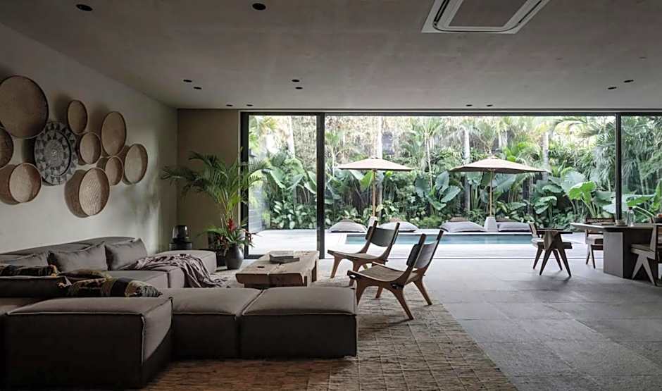 Black Villas Canggu Beach by OXO
