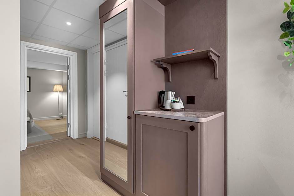Home Hotel Bastion