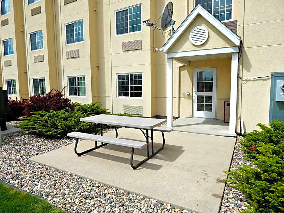 Microtel Inn & Suites By Wyndham Mankato