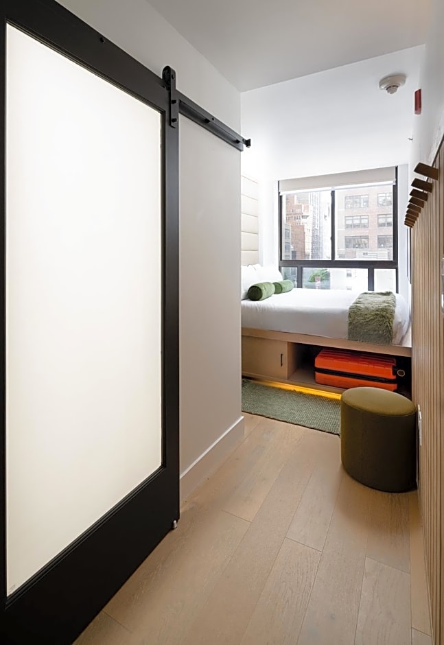 Little Charlie Hotel
