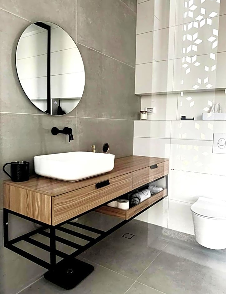 Danielle boutique suite