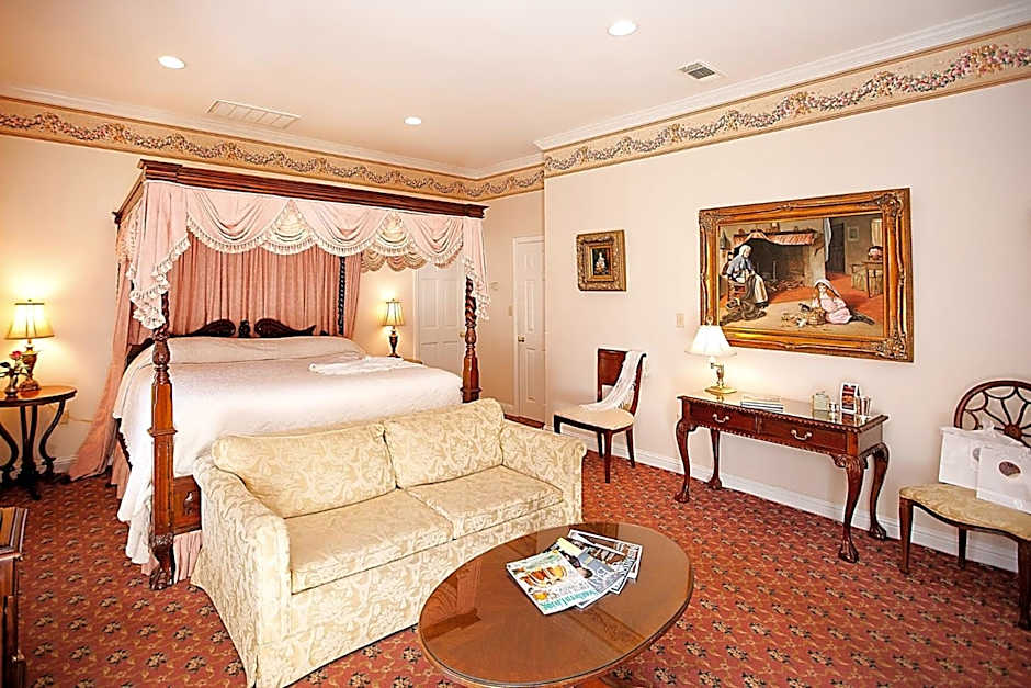 Monmouth Historic Inn