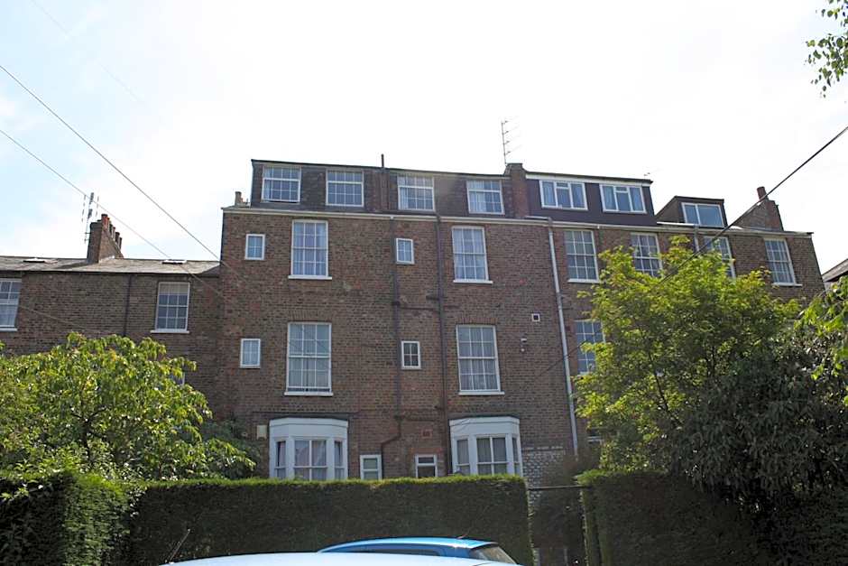 Holmwood House Guest Accommodation