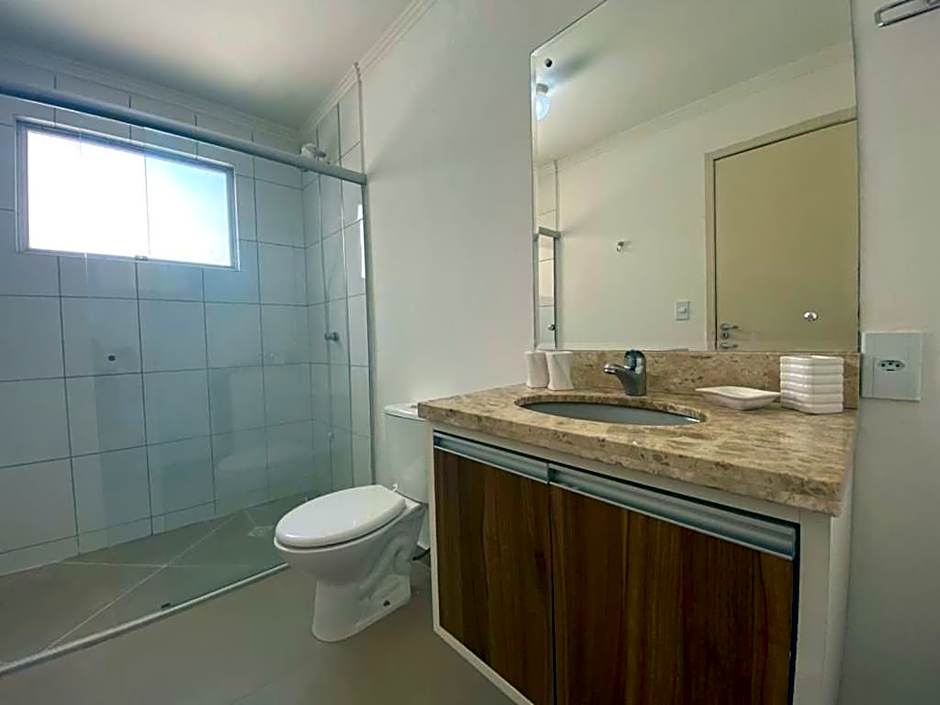 B914 - Apto 02 quartos para 7 pessoas perto do mar