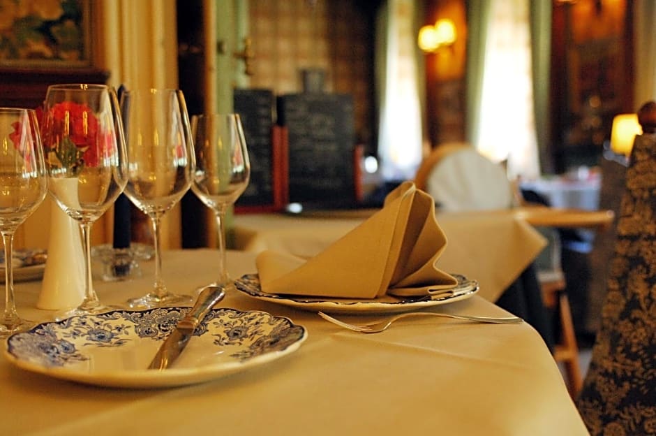 Royal Hotel-Restaurant Bonhomme