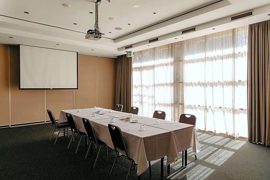 Mercure Sydney Parramatta