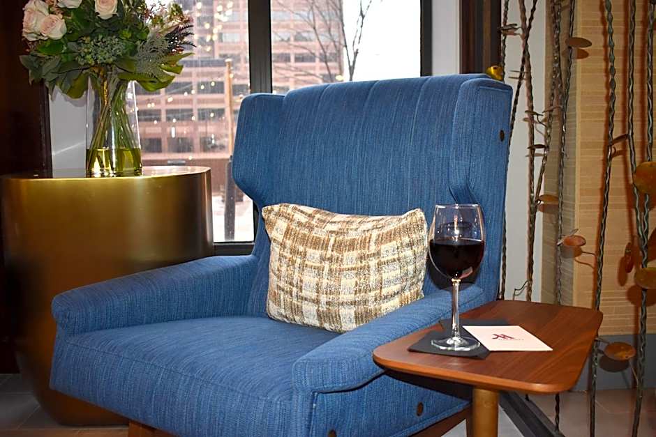 Chicago Marriott Suites O'Hare