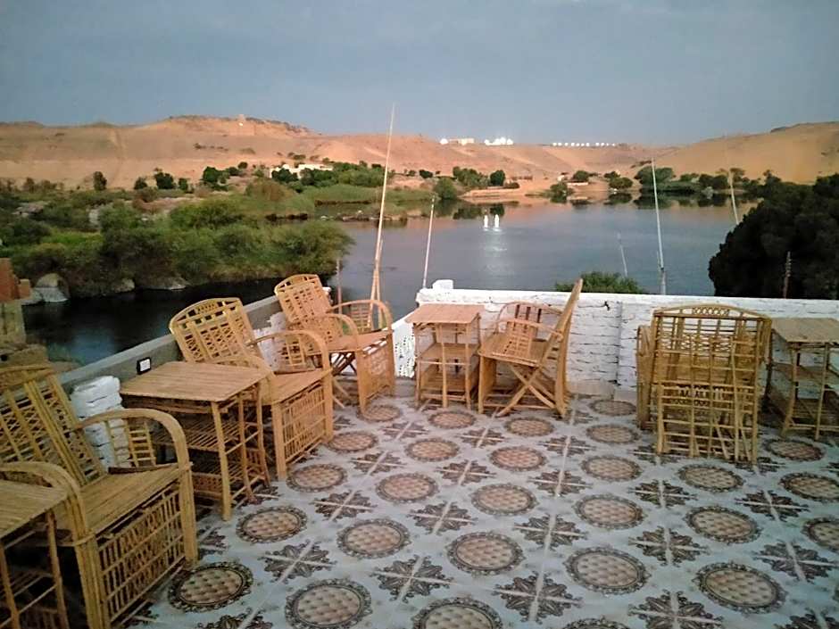 Seko Kato Nile View Hostel