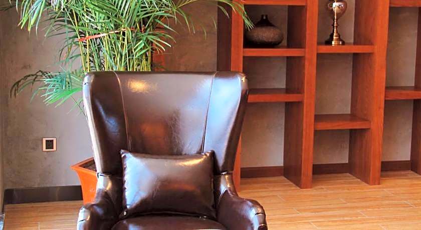 James Joyce Coffetel Qinhuangdao Wanda Plaza Railway Station