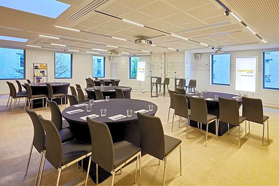 Courtyard by Marriott Paris Gare De Lyon