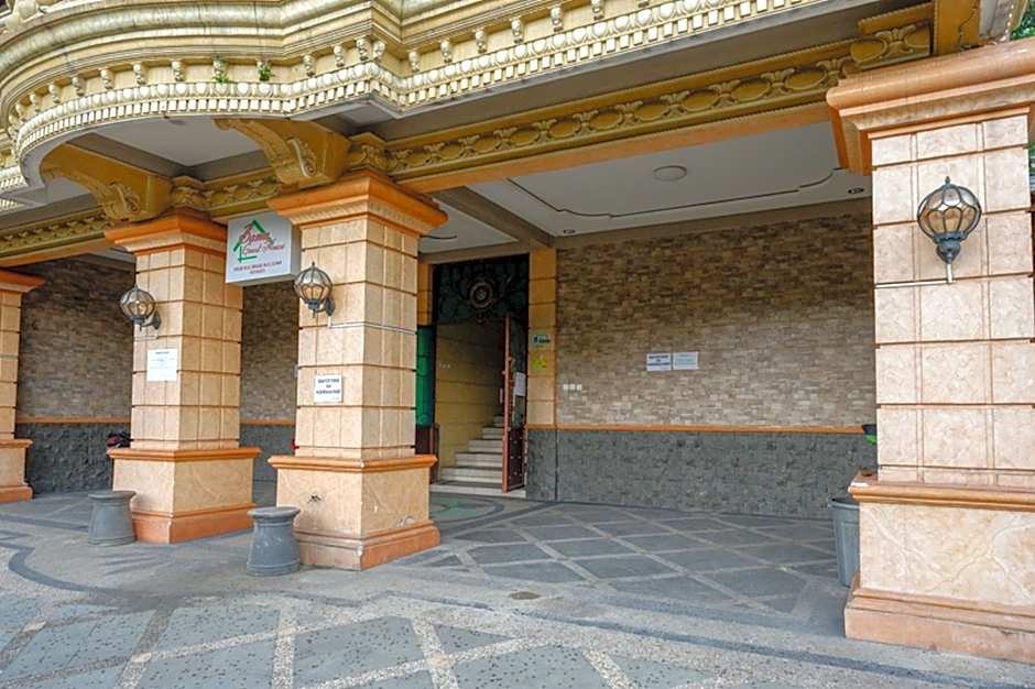 RedDoorz near MM UGM