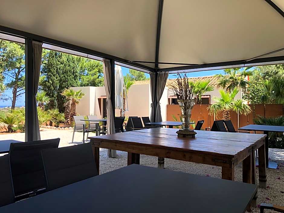 Araja Villa&Suite by Geocharme