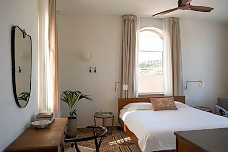 Roof Room with Balcony