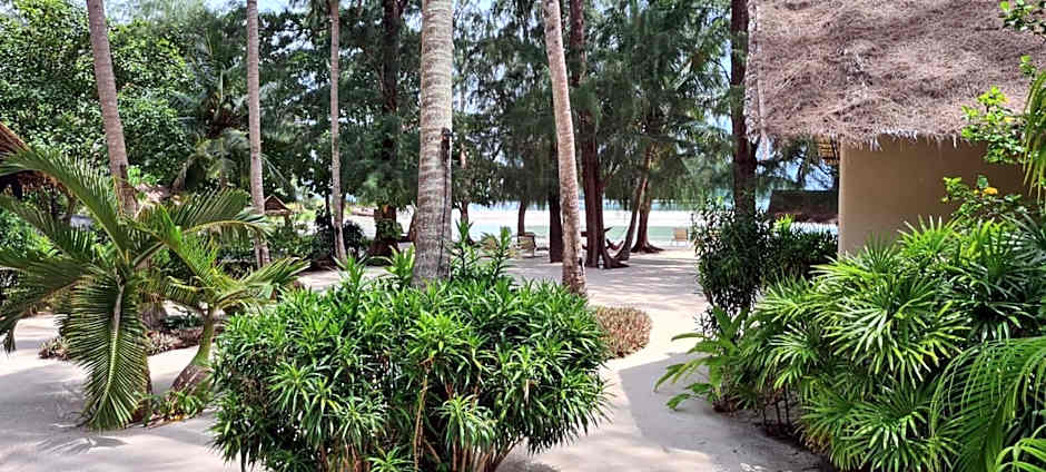 Angkana Bungalows adults only