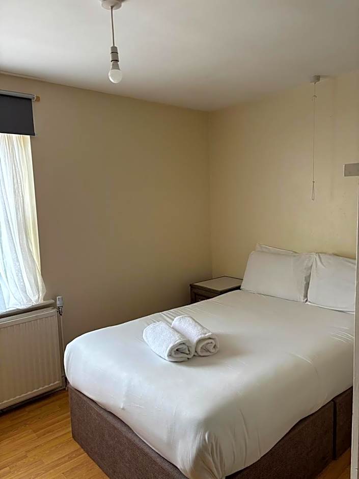 The Tudor House Hotel