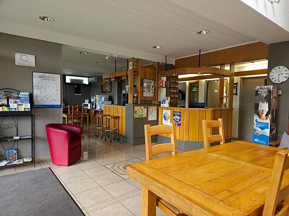 Brit Hotel Dak Hotel