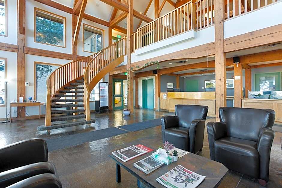Lakeview Inns & Suites - Okotoks