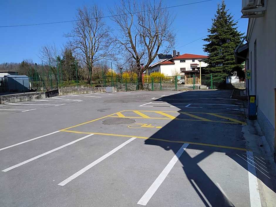 Family Hostel Pivka