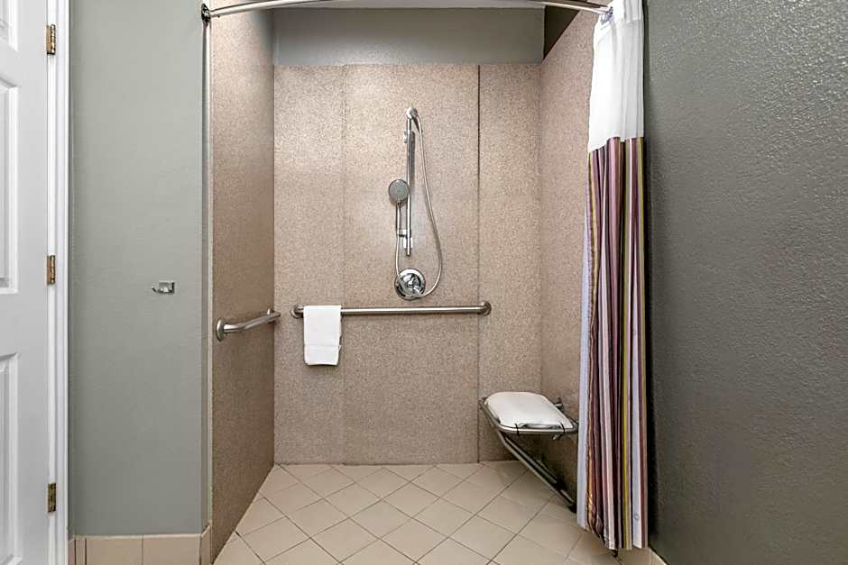 La Quinta Inn & Suites by Wyndham Belton - Temple South