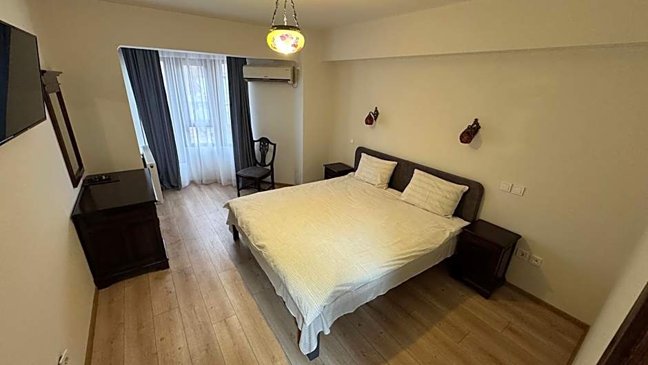 Hotel Majestic City Center