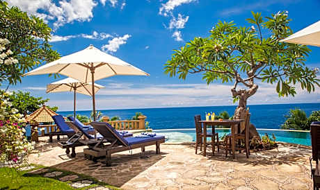 Blue Moon Villas Resort