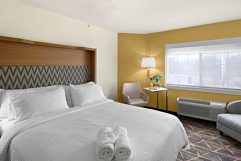 Holiday Inn Redding By IHG