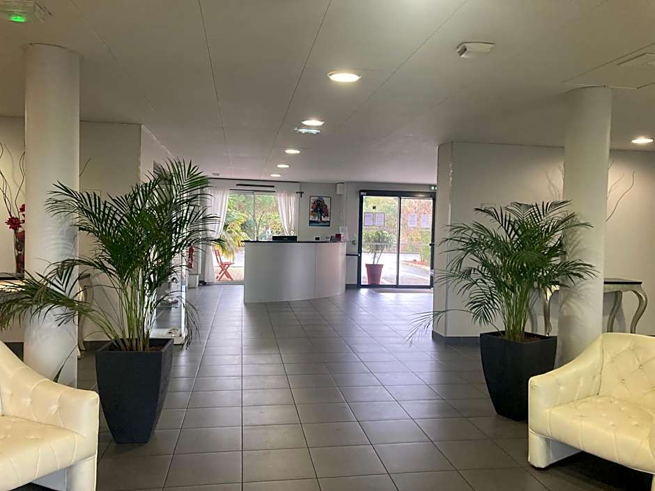 Adonis La Baule Hotel