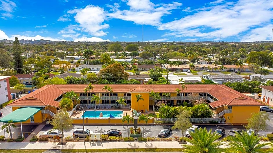 Quality Inn & Suites Airport/Cruise Port Hollywood