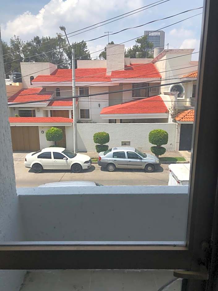 Hostal Guadalajara Cosmopolitan Providencia