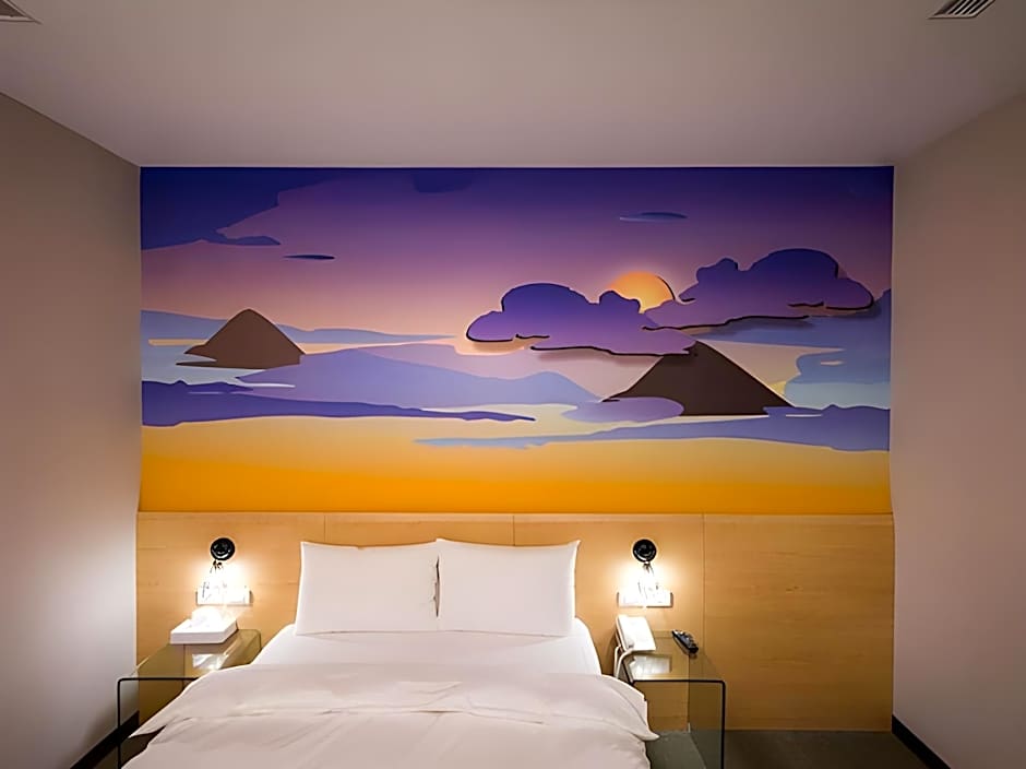 Travel Art Inn