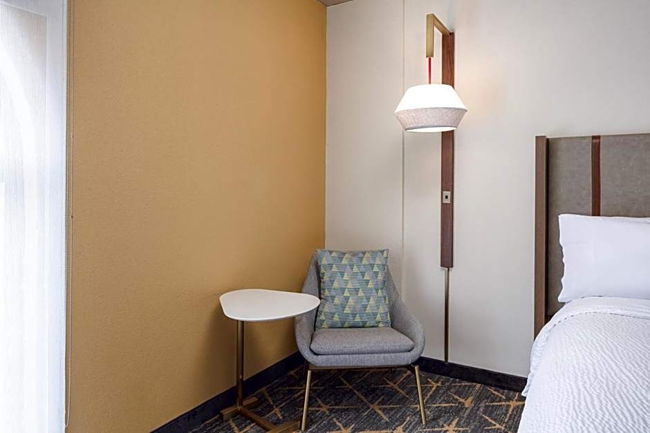 Holiday Inn & Suites Springfield - I-44 by IHG