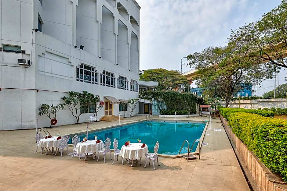 The Pride Nagpur Hotel
