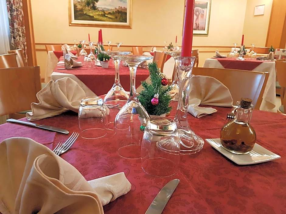 Hotel Lory & Ristorante Ferraro