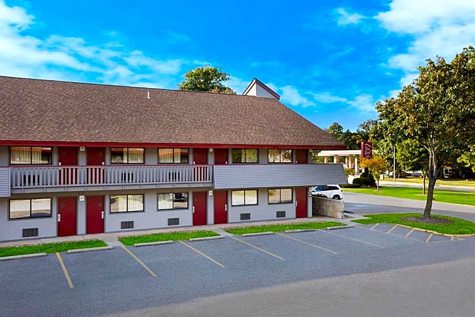 Red Roof Inn Cleveland - Westlake