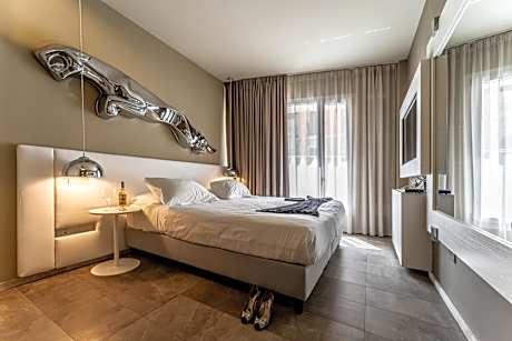 Neko Boutique Hotel