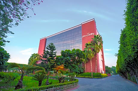 The Piccadily Hotel Lucknow