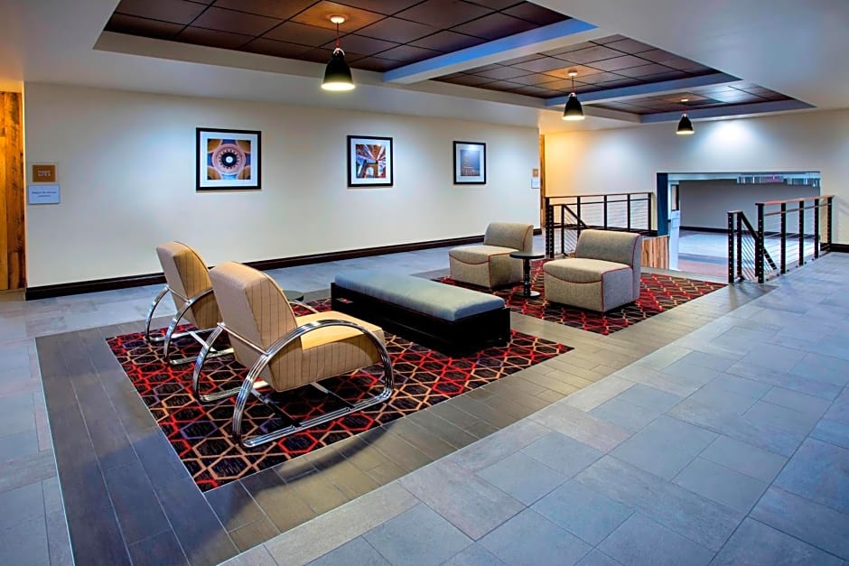 Four Points by Sheraton Charleston