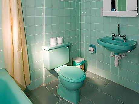Triple Room (3 Adults)