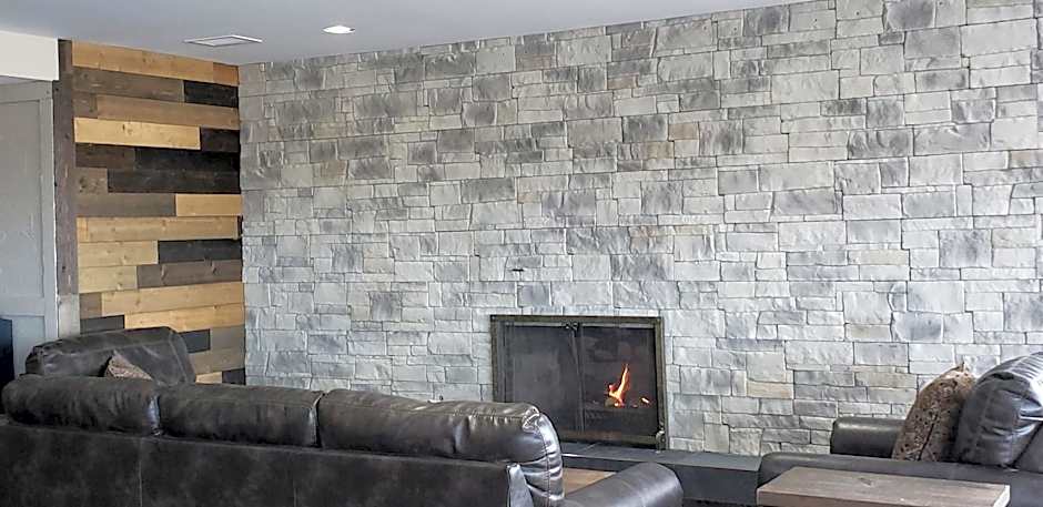 Super 8 by Wyndham Spruce Grove