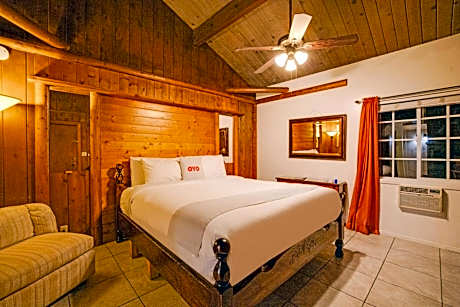 Creekside Kitchen Suite