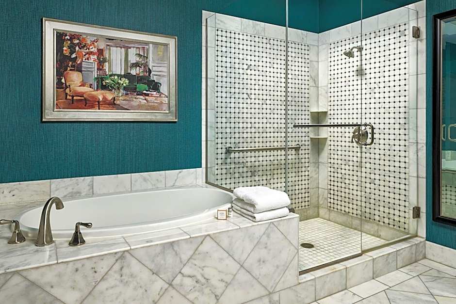 Woolley's Classic Suites