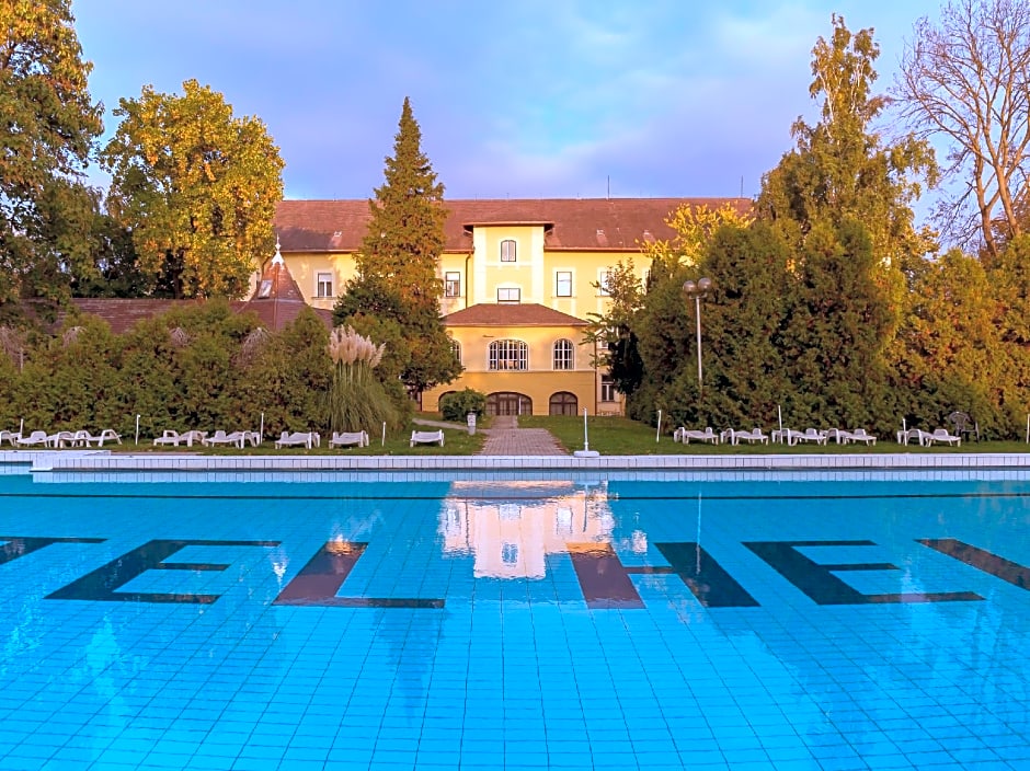 Hunguest Hotel Helios