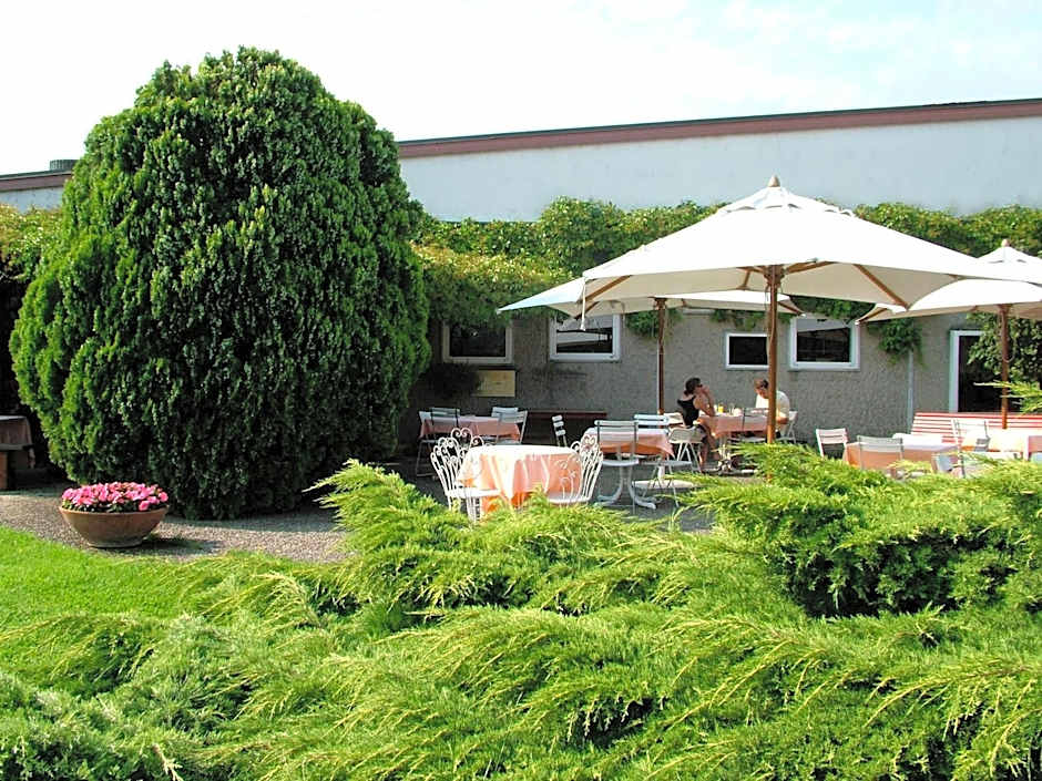 Golf Hotel