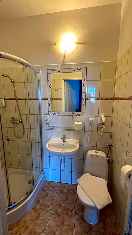 Lezzet PG B&B &TurkishRestaurant