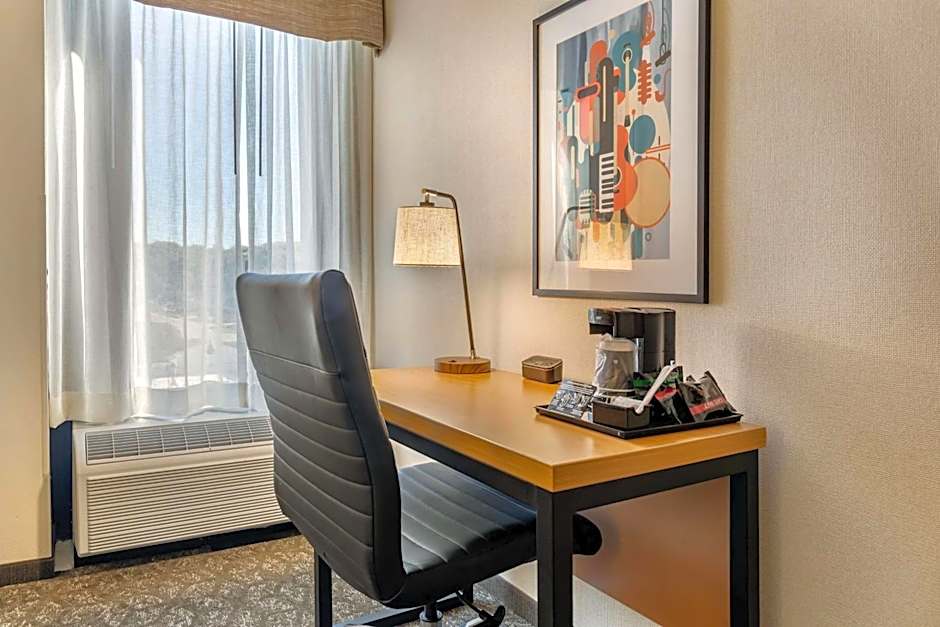 DRURY INN & SUITES ST LOUIS SOUTHWEST