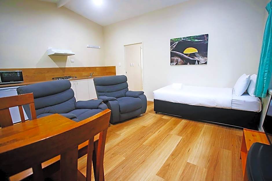 Chambers Wildlife Rainforest Lodges