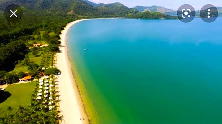 Casa praias de São Gonçalo em Paraty RJ