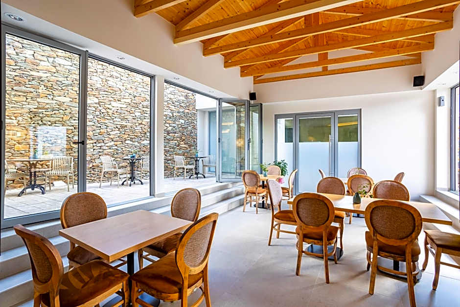 Denthis Hotel - Taygetos Mountain Getaway